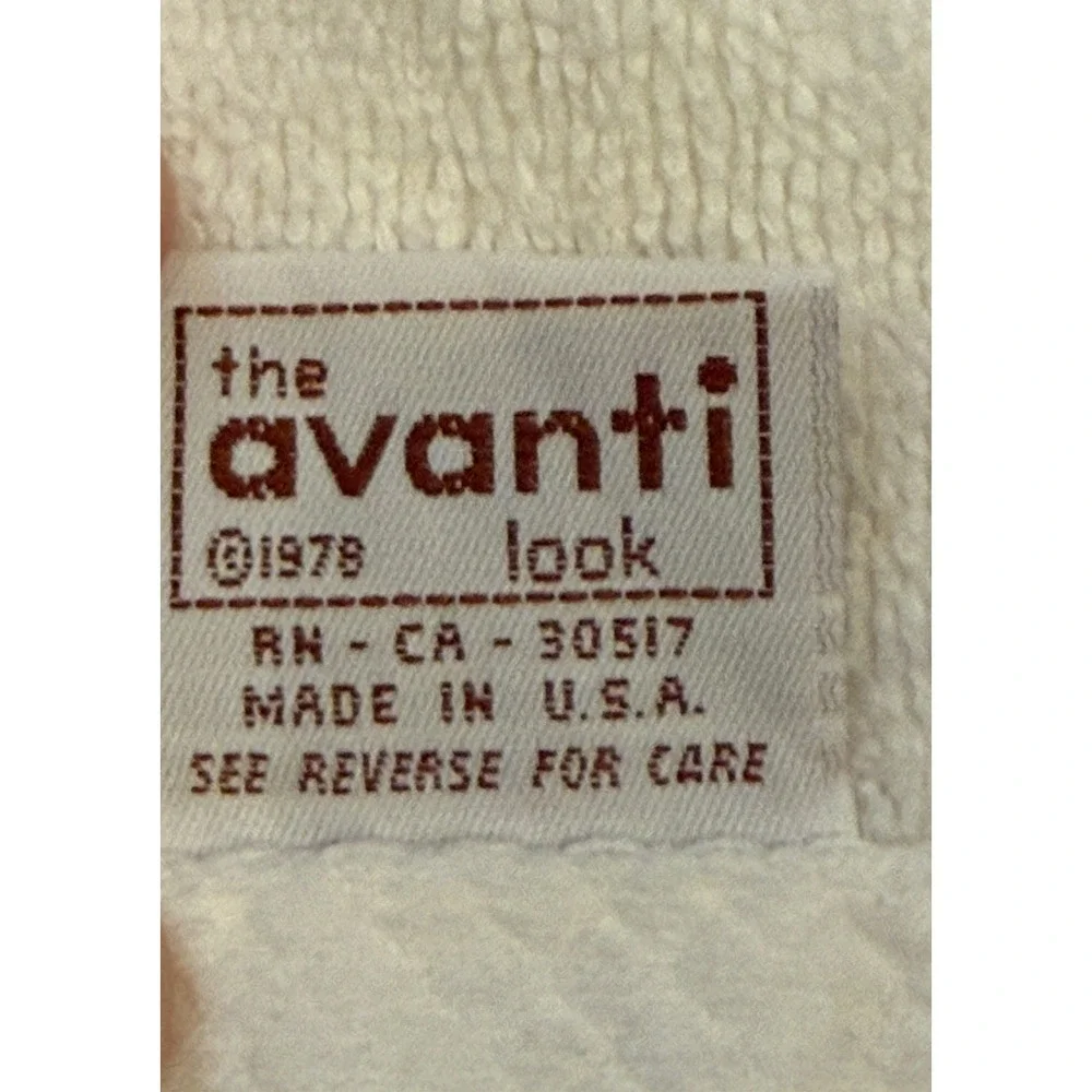 Vintage AVANTI Rosebud pink white striped ruffled bath towel plus 2 wash cloths